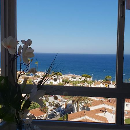 Frente A La Playa. Vistas Al Mar. La Cala De Mijas Apartment Malaga Bagian luar foto